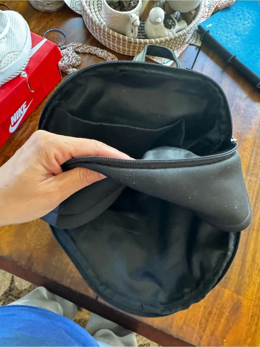 Guess classic black